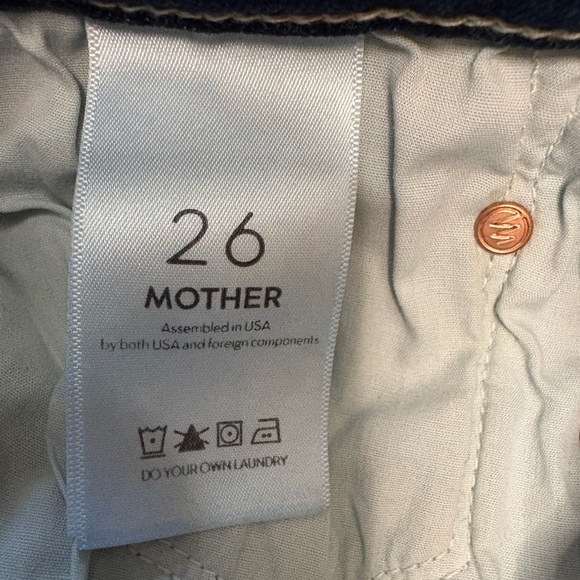 MOTHER The Insider Crop Step Fray in Not Rough Enough Medium Blue Wash Size 26 - Picture 9 of 14